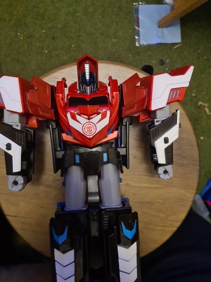 Transformers: Robots In Disguise RID Mega 3 Step Changer - Optimus Prime (2015) - Image 3 of 4