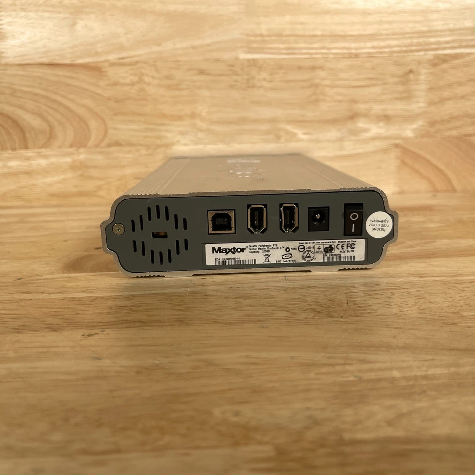 Maxtor One Touch II Silver 12W/3A 7200RPM 200GB USB 2.0 External Hard Drive - Image 2 of 4