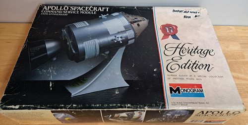 KIT MODÈLE DE MODÈLE DE VAISSEAU SPATIAL MONOGRAMME APOLLO ÉCHELLE 1/32 - Photo 3 sur 5