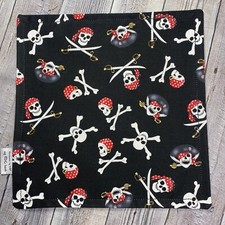 EDC HANK W/MICROFIBER BACK 9  - SKULL AND CROSSBONES PIRATE SWARDS HANDKERCHIEF
