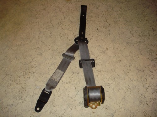 VW T4 Sicherheitsgurt rechts hinten 705857815 Gurt Seat Belt right RH OEM