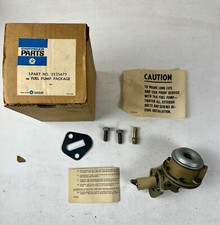New Old Stock Fuel Pump For 1960-5 Slant 6 Cylinder Mopar 2525679