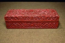 Chinese Vintage Lacquerware Box Exquisite Dragon Pattern Statue Keepsake Box Art