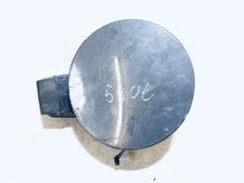 Hyundai i30 2010 Fuel Door Gas Cover Tank Cap (FUEL FILLER FLAP) 6 #1014682-99