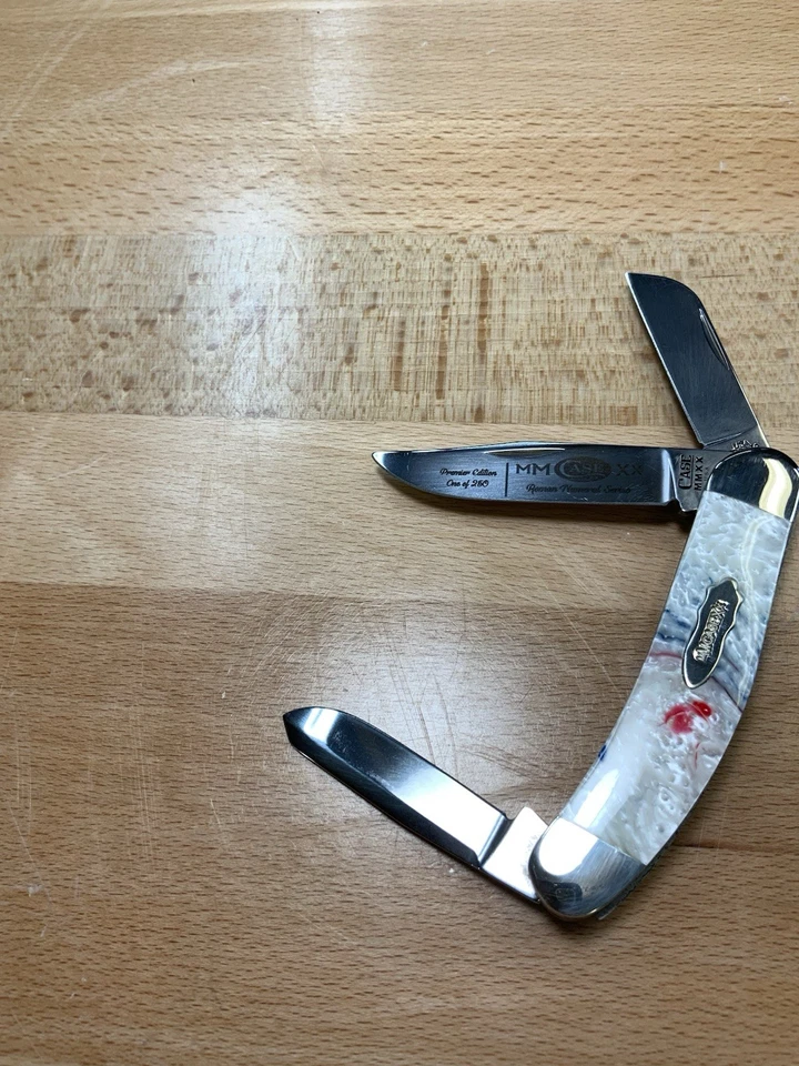 Case XX TB9339 MMXX Roman Numeral Series Sowbelly Star Spangled Corelon Handles - Image 4 of 4