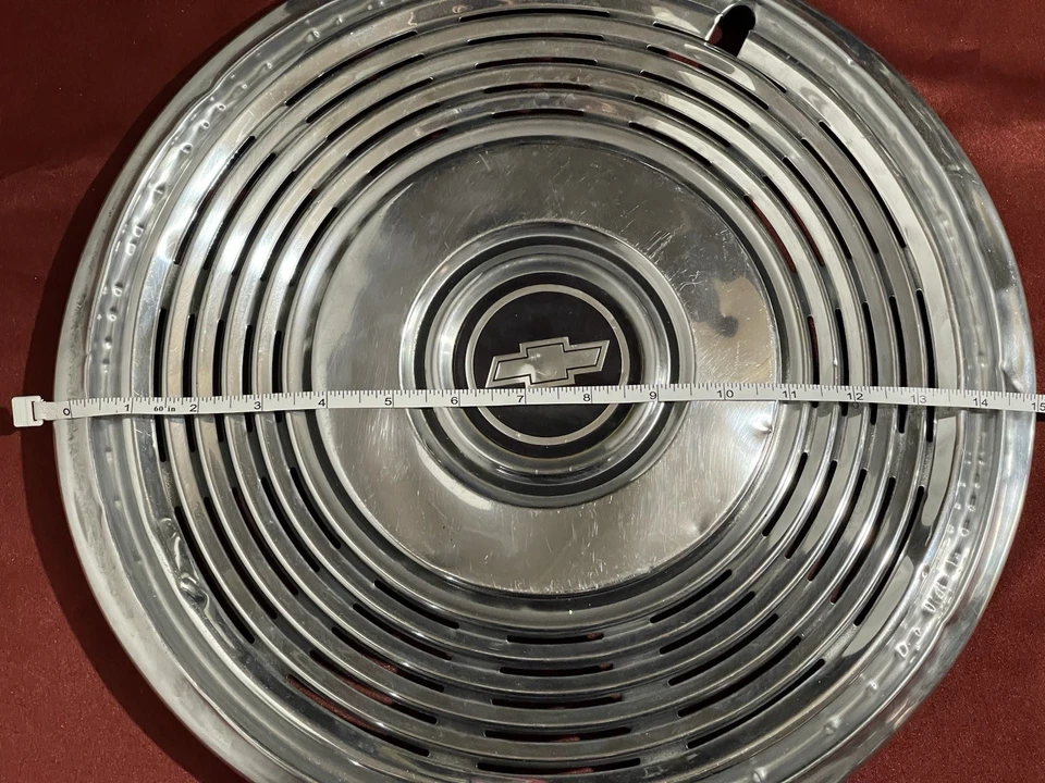 "Chevrolet Monte Carlo 1971-1972 tapacubos/cubierta de rueda de 15""" Foto 3 de 3