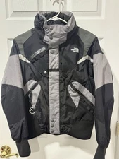The North Face Vintage Authentic Women Steep Tech Medium Ski Jacket Black.