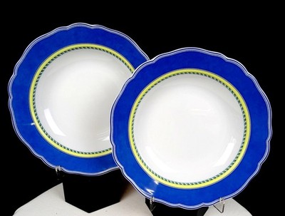WEDGWOOD VINTAGE PORCELAIN TUSCAN CLASSICO SCALLOPED 2 PC 8 1/2'' RIM SOUP BOWLS