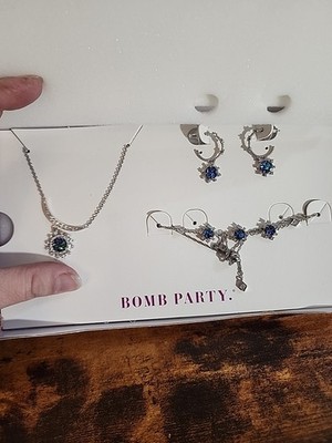 Glam Box Rock It Collection Nacklace,Bracelet And Earrings Winter Nights RBP4890