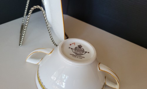 MINT Minton GRASMERE Double Handle Cream Soup Bowl Saucer England 74465 Yellow - Picture 4 of 7