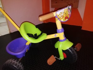 triciclo de winnie pooh