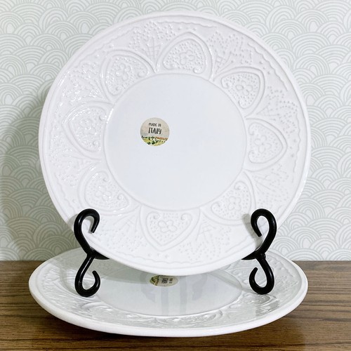 Tavola Bella Embossed Salad Plate 9" Set of 2 Italy Red or White Holiday Scroll - Picture 2 of 19
