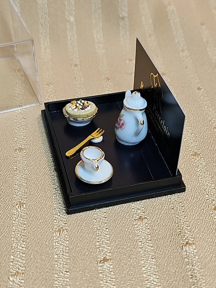 REUTTER PORCELANA R3978 PARA CASA DE MUÑECAS MINIATURA Foto 4 de 4