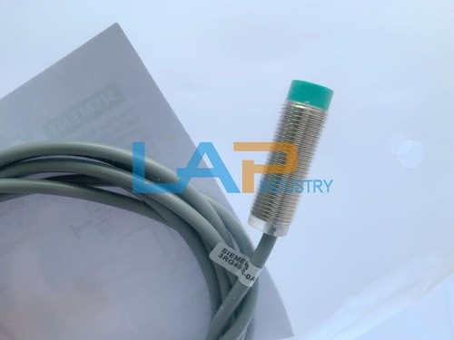 1PCS NEW FOR Proximity switch Sensor 3RG4022-0AG33 - Picture 6 of 6