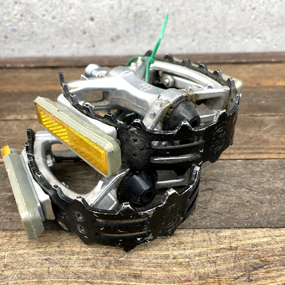 Pedales VP-747 9/16 pulgadas años 80 OG Mongoose ATB Old School BMX Bear Trap negro 3 piezas A3 Foto 2 de 4