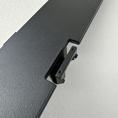 Yamaha EZ-150 61 Key MIDI Keyboard with Lighted Keys Replacement Battery Cover - Picture 5 of 9