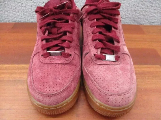 Nike air force store 1 maroon suede