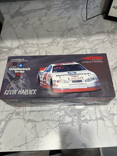 Kevin Harvick #29 2001 GM Goodwrench Service Plus Monte Carlo (1:18 Scale)