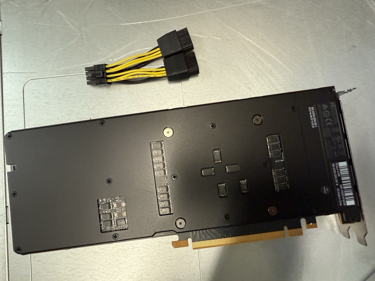 NVIDIA Tesla V100 PCIe 16GB HBM2 Graphics Card GPU 699-2G500