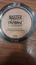 Maybelline Master Chrome Metallic Highlighter...