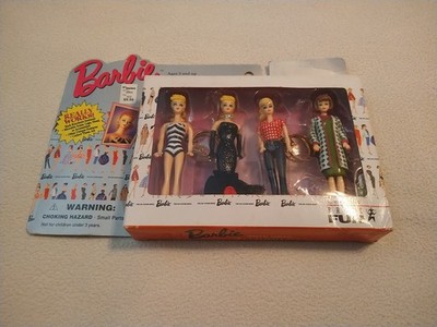 1996 Mattel Basic Fun Barbie 4 Keychain Set