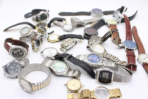 F x 25 Vintage Quartz Gents Watches Inc Timex, Casio Etc
