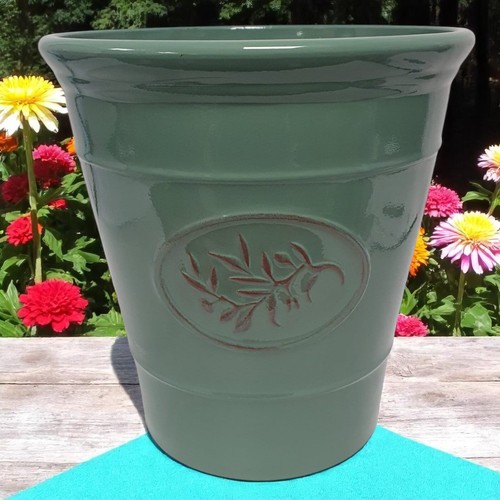 Green Olive Planter Pot 23cm 6L Lightweight Decorative Garden Plant Pot - Picture 4 of 18