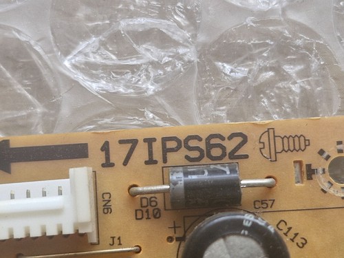 POLARIOD 32" LED SMART TV (P320300FB) CARTE D'ALIMENTATION 17IPS62 27912641 - Photo 2/3