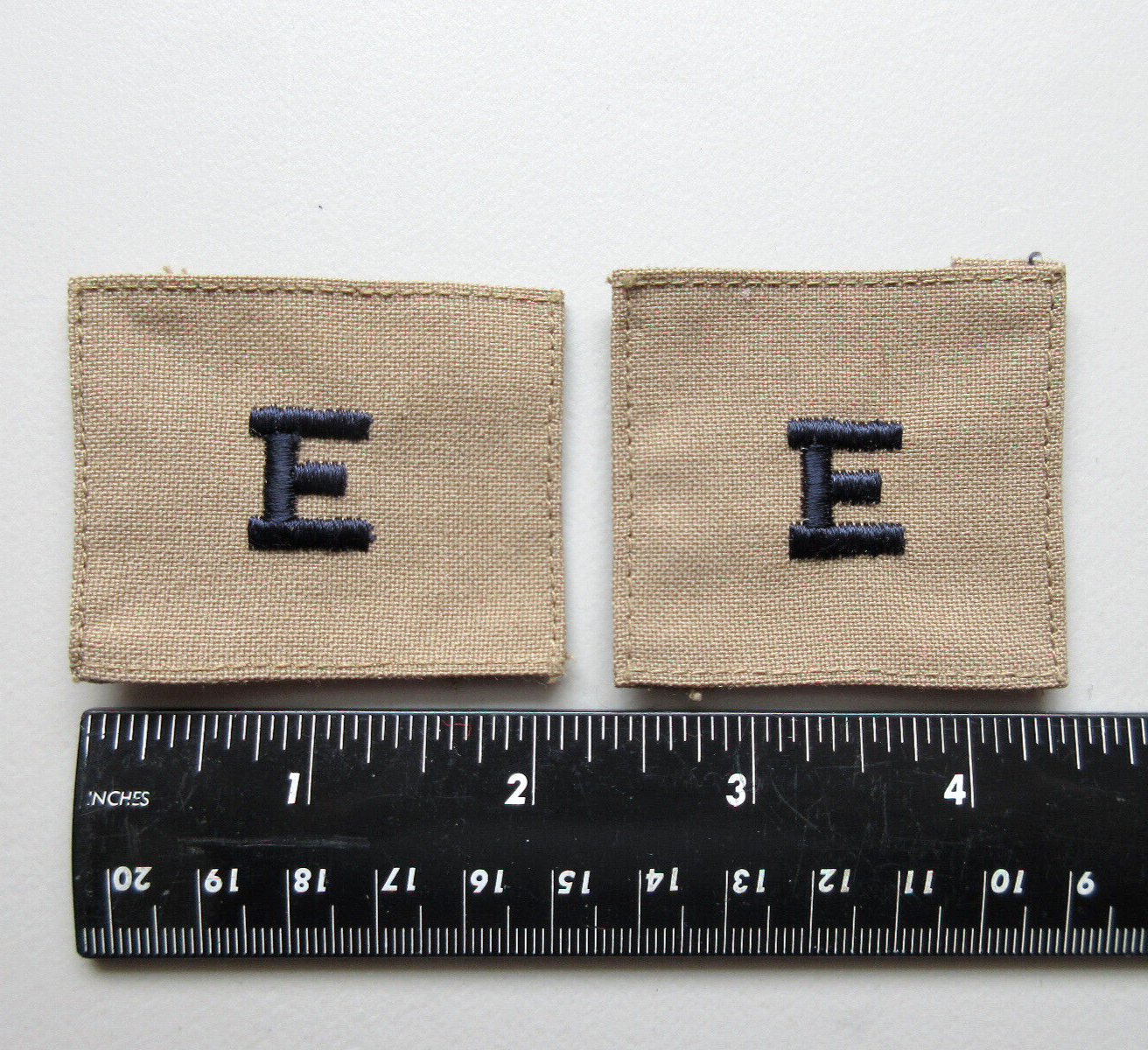 U.S. NAVY BATTLE EFFICIENCY E AWARD INSIGNIA RATE MILITARY TAN SEW ON PATCHES