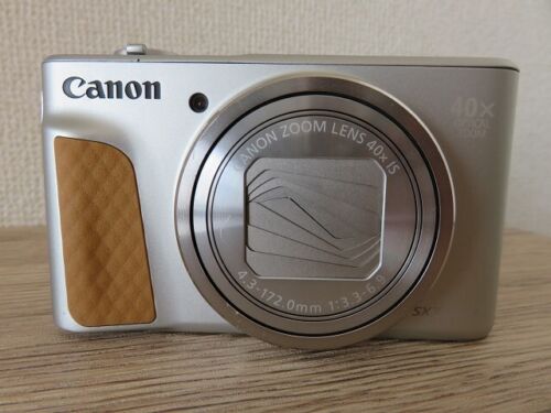 Canon PowerShot SX740 HS fotocamera digitale argento usata testata Giappone - Foto 1 di 5