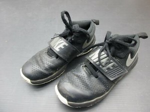 boys black leather nike trainers