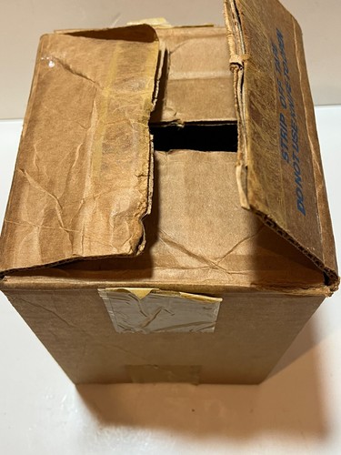 Original 1982 cardboard store shipping box for 6 Colecovision games in boxes - Picture 8 of 9