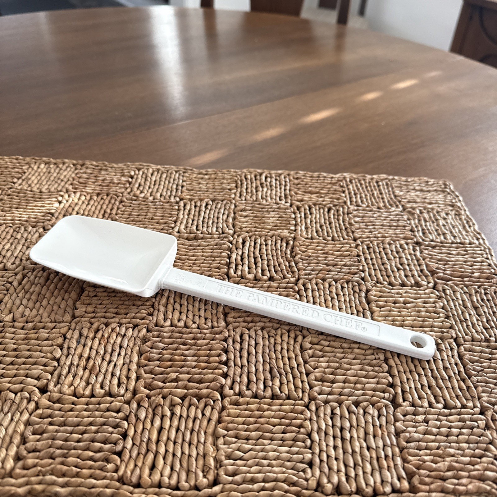 Pampered Chef Mix 'N Scraper 10-1/2" Heavy Duty 1659 Silicone Spatula White USA