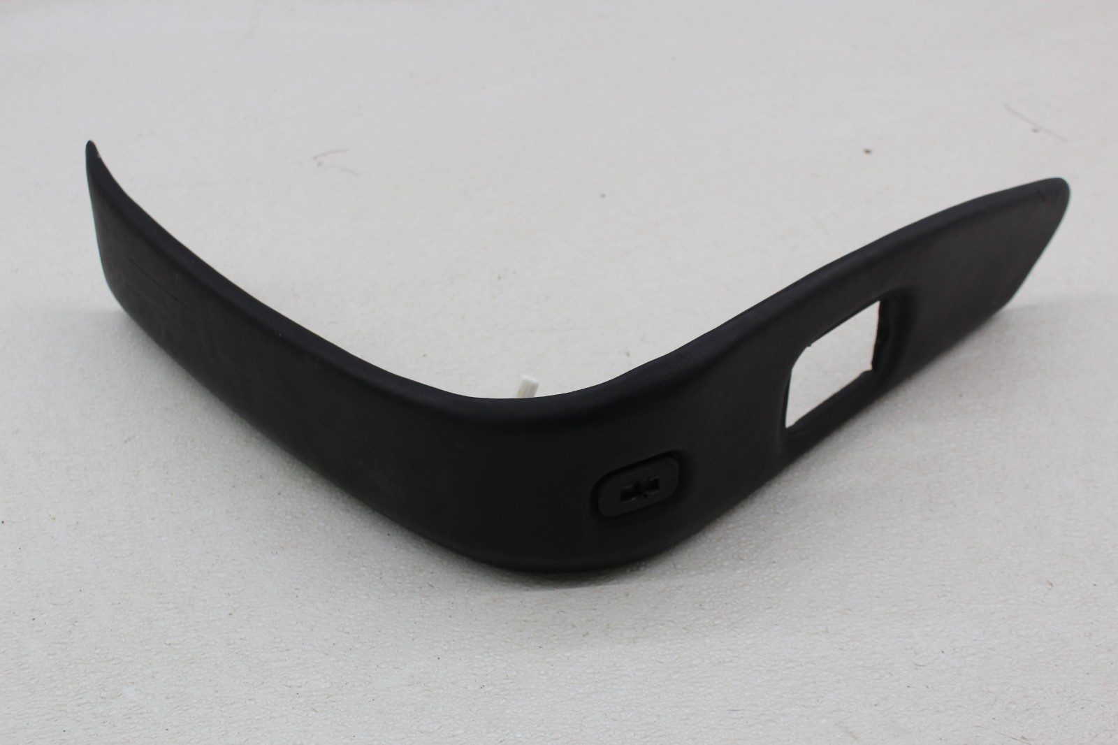 99-01 FERRARI 456 M LOWER DRIVER SIDE SEAT PANEL COVER TRIM
