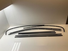 BMW 5 E60 E61 2008 front door trim molding LJO18358