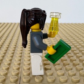 LEGO Creator, Grand Emporium: Associate, MONEY, PERFUME, twn100, 10211, 2010