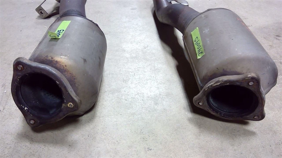 15 Audi Q7 2015 2 resonadores de escape 7P0253211 108286 Foto 4 de 4