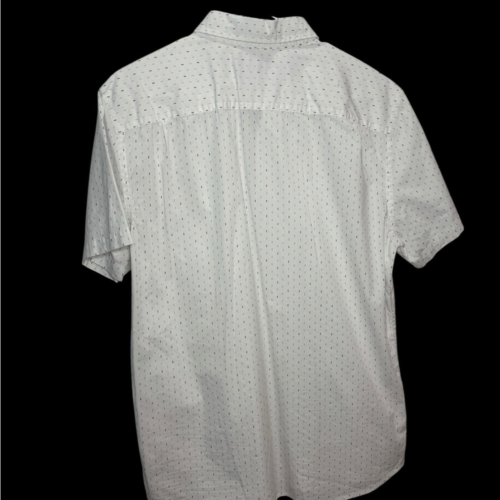 Classic White Patterned Button-Down Shirt - image 2