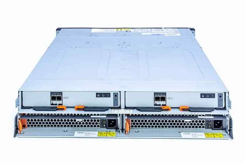 IBM StorWize V3700 Expansion Enclosure, 12xLFF, Dual 2x6G SAS, 2072LEU - Bild 2 von 3