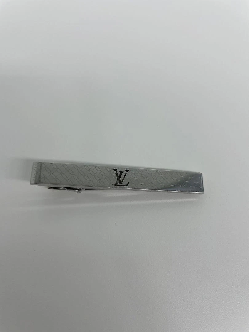 Louis Vuitton Champs Elysées tie clip logo silver Used Japan