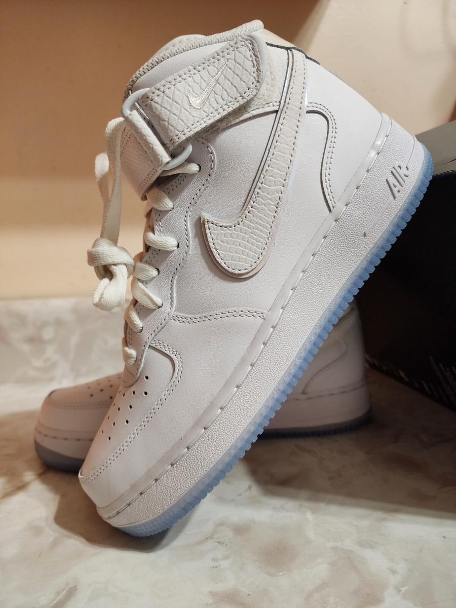 NIKE AIR FORCE 1 MID 24cm