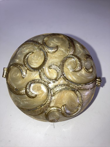 Cottage Core Frog Lilly Pad Mirror Jeweled 2.5" Magnetic Clasp Trinket Box - Picture 7 of 8
