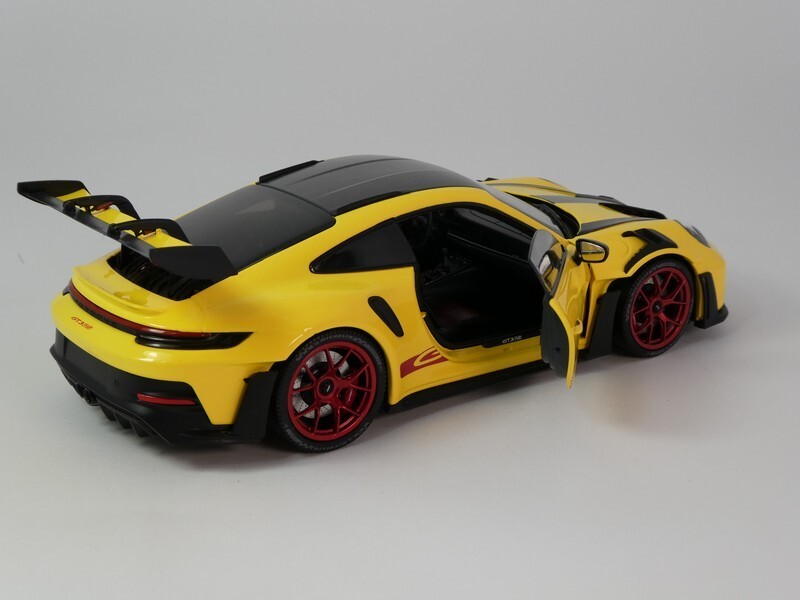 【MINICHAMPS】Porsche911GT3 Touring YELLOW Minichamps Porsche 911 GT3 Touring Yellow 1/18 Scale Minicar