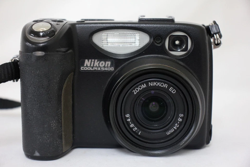 Nikon COOLPIX E5400 Compact Digital Camera 5.1MP Tested with Battery - Image 2 of 4