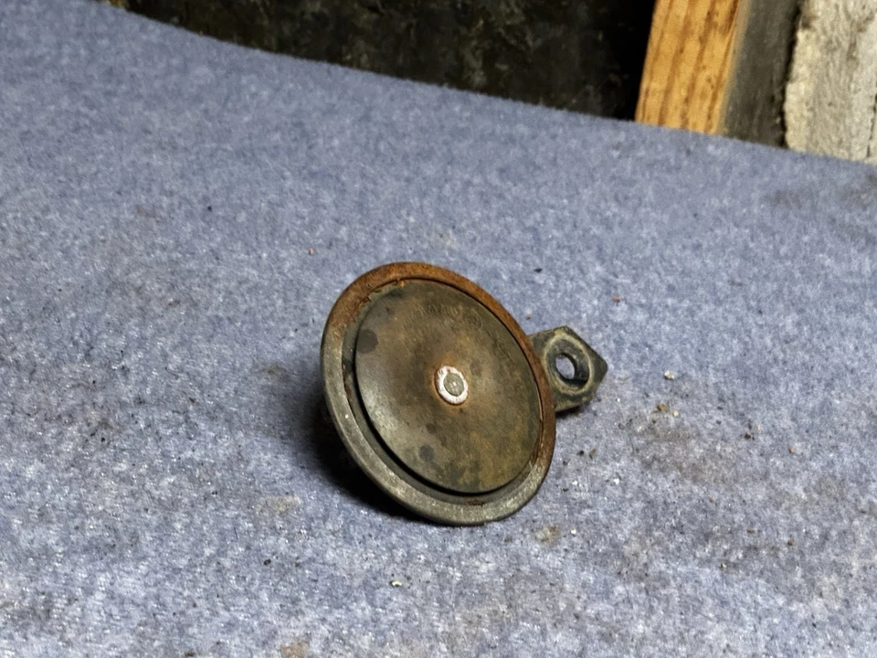 Yamaha V-Star 650 1100 XVS650 XVS1100 Classic Custom Silverado OEM conjunto de bocina Foto 2 de 4