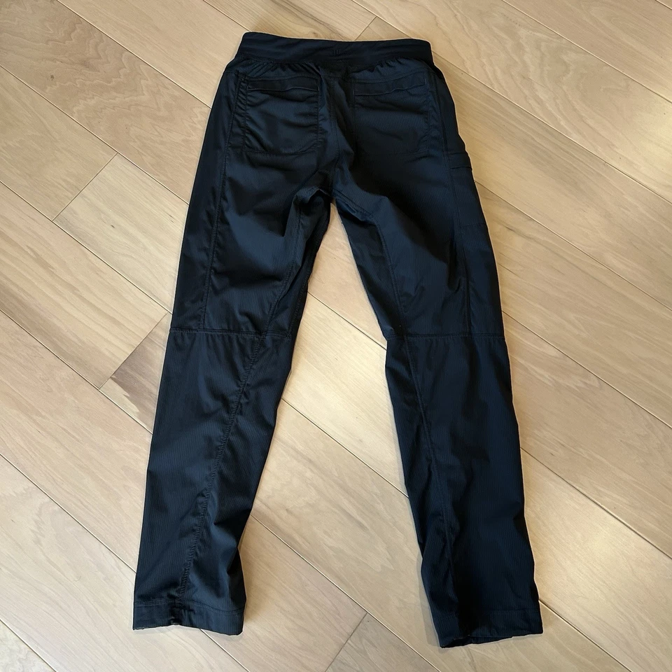 Pantalón deportivo Lululemon Seawall 2.0 mediano para hombre Foto 2 de 4
