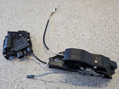 BMW 7 F01 F02 F03 F04 2012 Türschloss vorne 7185692 RPA7447
