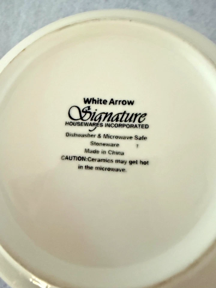 Small 5" Ceramic Paw Pet Dog Cat Bowl Set of Two - Image 4 of 4