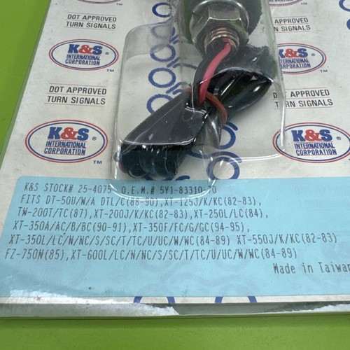 Front Turn Signal for Select Yamaha XT Models 25-4075 / 5Y1-83310-70-00 XT 250 - Picture 2 of 7