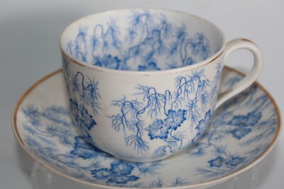 GRAINGER WORCESTER ROYAL CHINA WORKS BLUE & WHITE VINE PATTERN CUP 